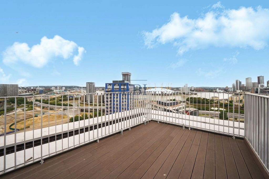 Property photo 2 of 16 Picture No. 19