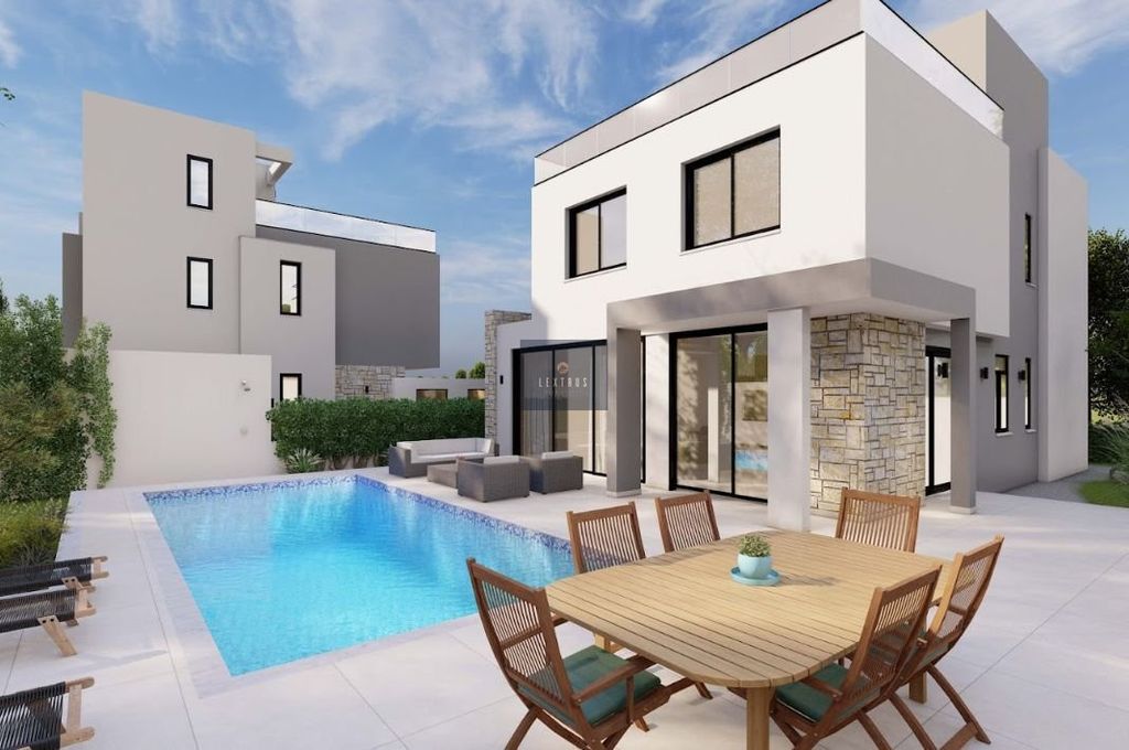 Property photo 3 of 5