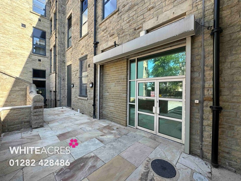 Property photo 1 of 6 Photo 16