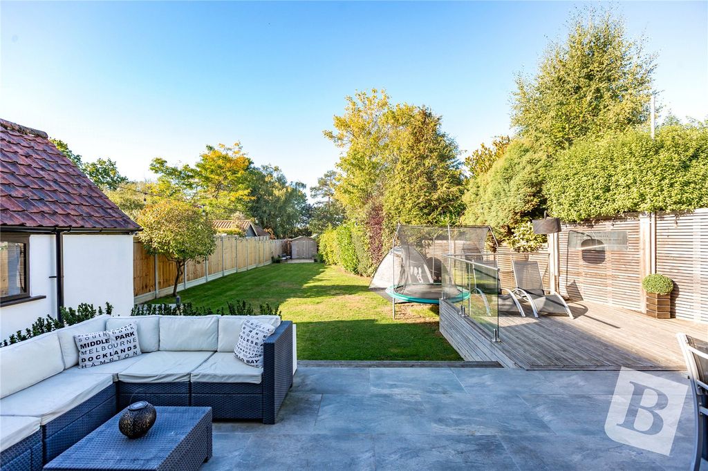 Property photo 1 of 46 Picture No. 36