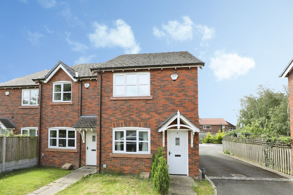 Property photo 1 of 18