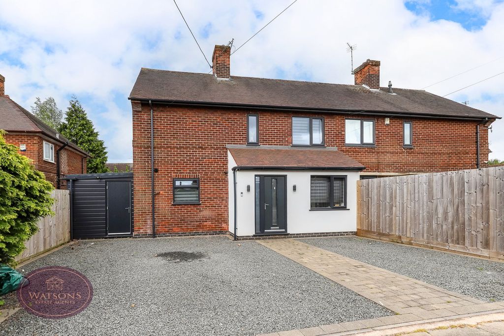 Property photo 1 of 28