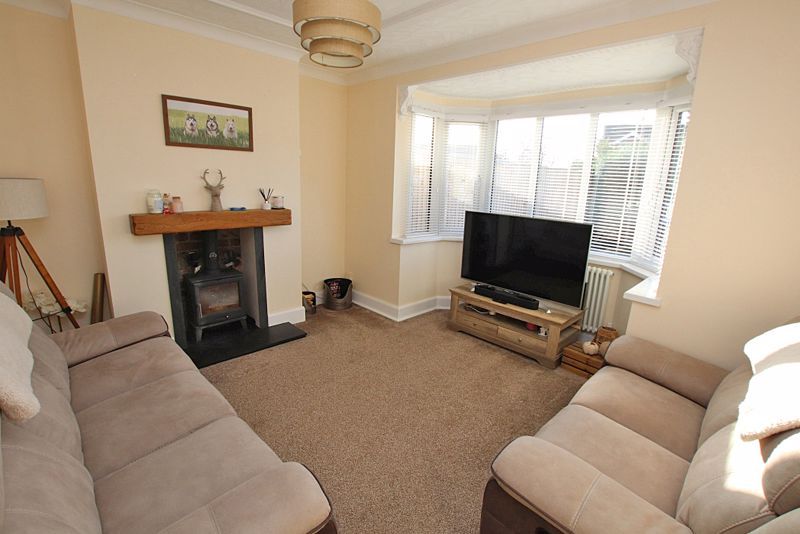 Property photo 2 of 12 Lounge