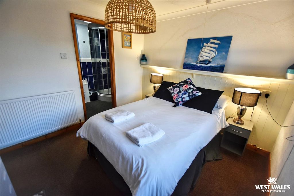 Additional image 7 of 3 bed flat for saleEnfield Road, Broad Haven, Haverfordwest SA62