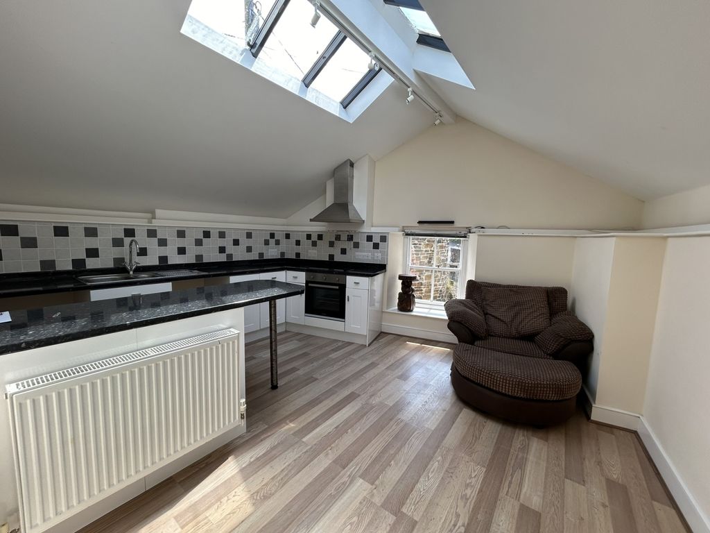 Property photo 2 of 9 Img_2736