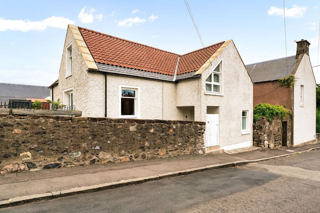 Property photo 1 of 34 External