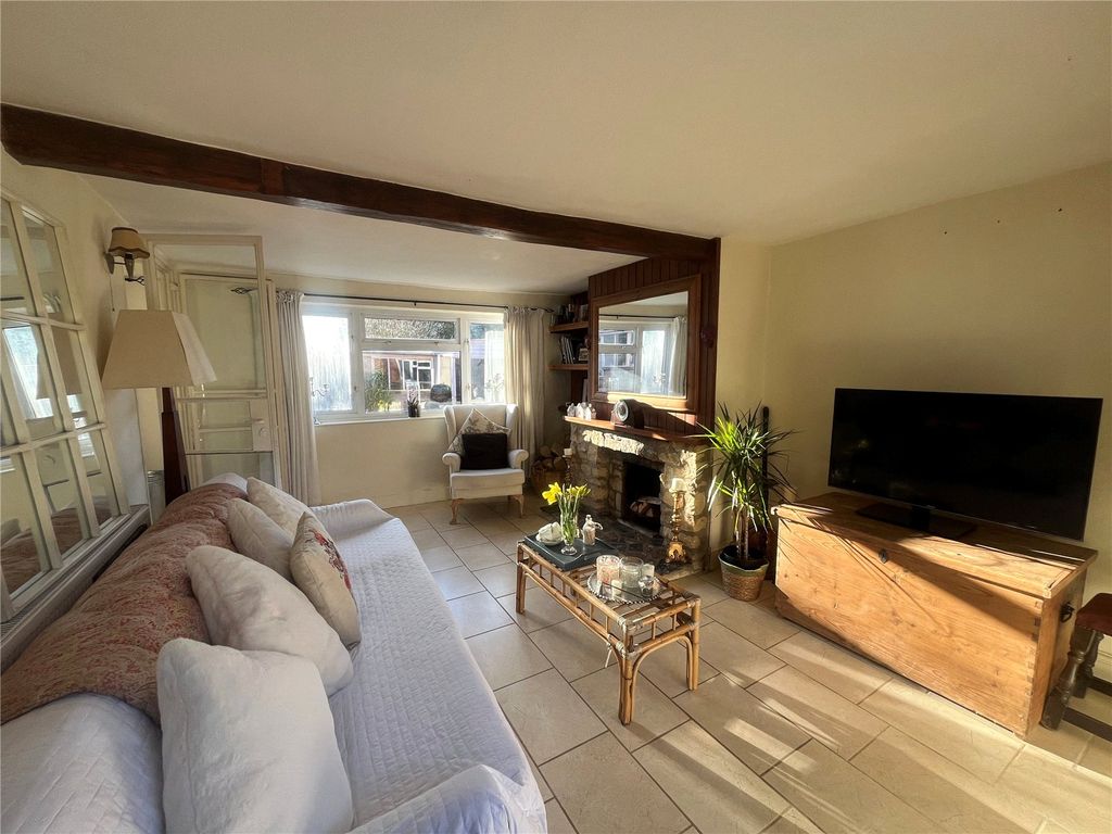 Property photo 3 of 34 Picture No. 17