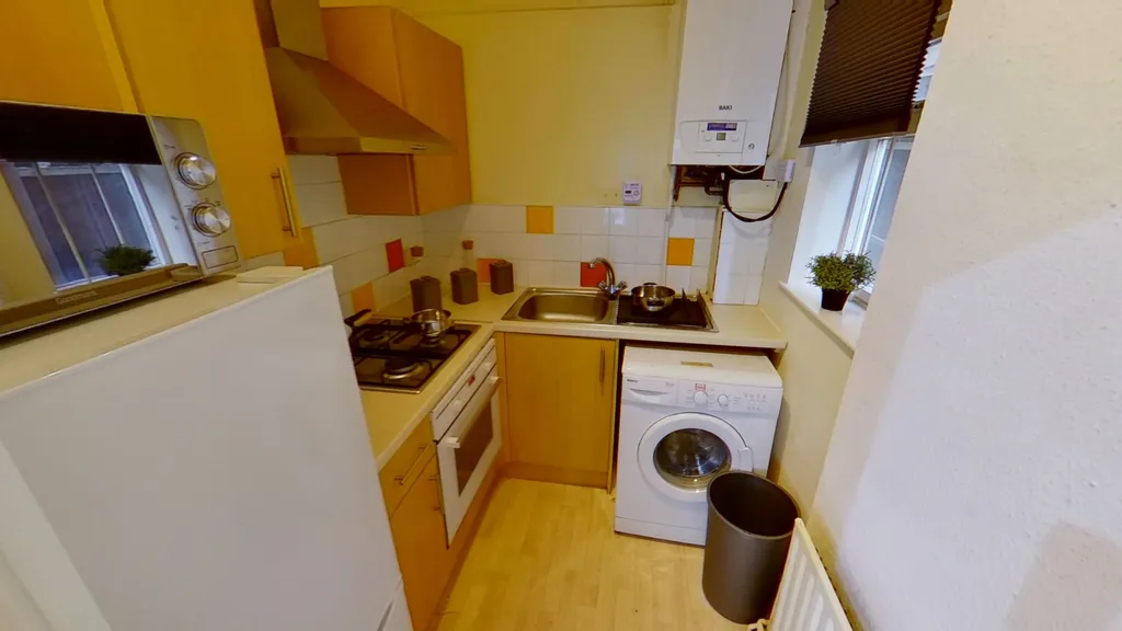 Apartment in Nottingham, Forest Fields, Nottinghamshire - More