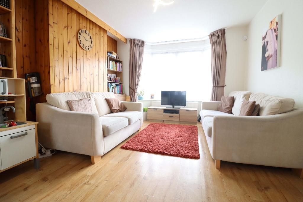 Property photo 3 of 17 Photo 3