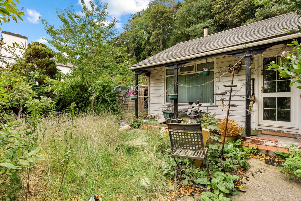 Property photo 2 of 14 Lossan Y Twoaie