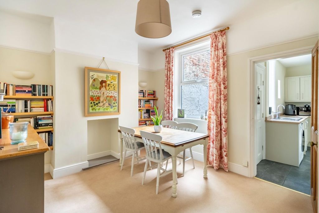 Property photo 3 of 15 Dining Room