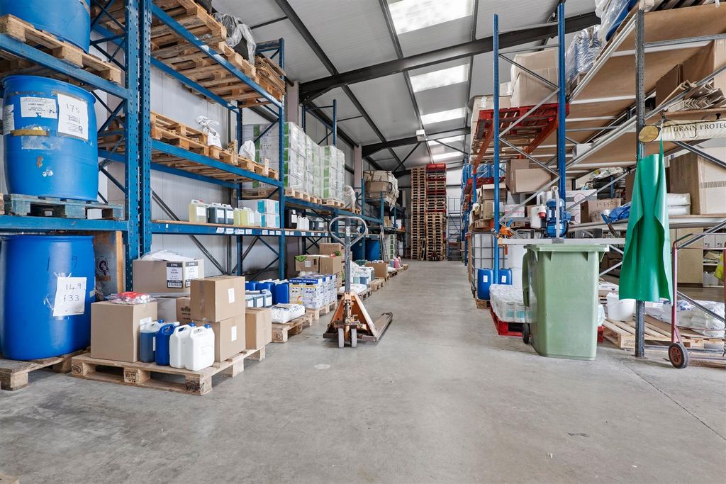 Property photo 3 of 9 P2406969.Jpg