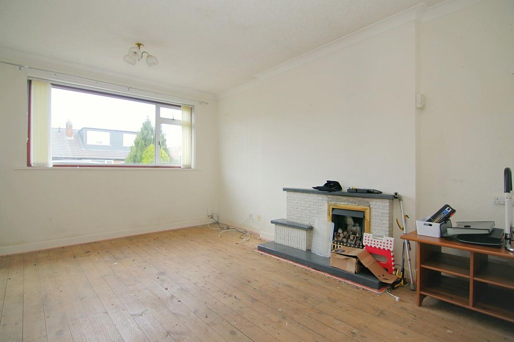 Property photo 2 of 15 Living Room