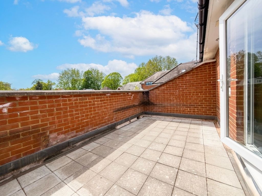 Property photo 3 of 13 Balcony