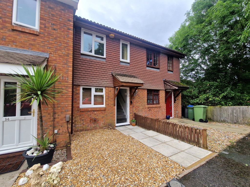 Property photo 1 of 8