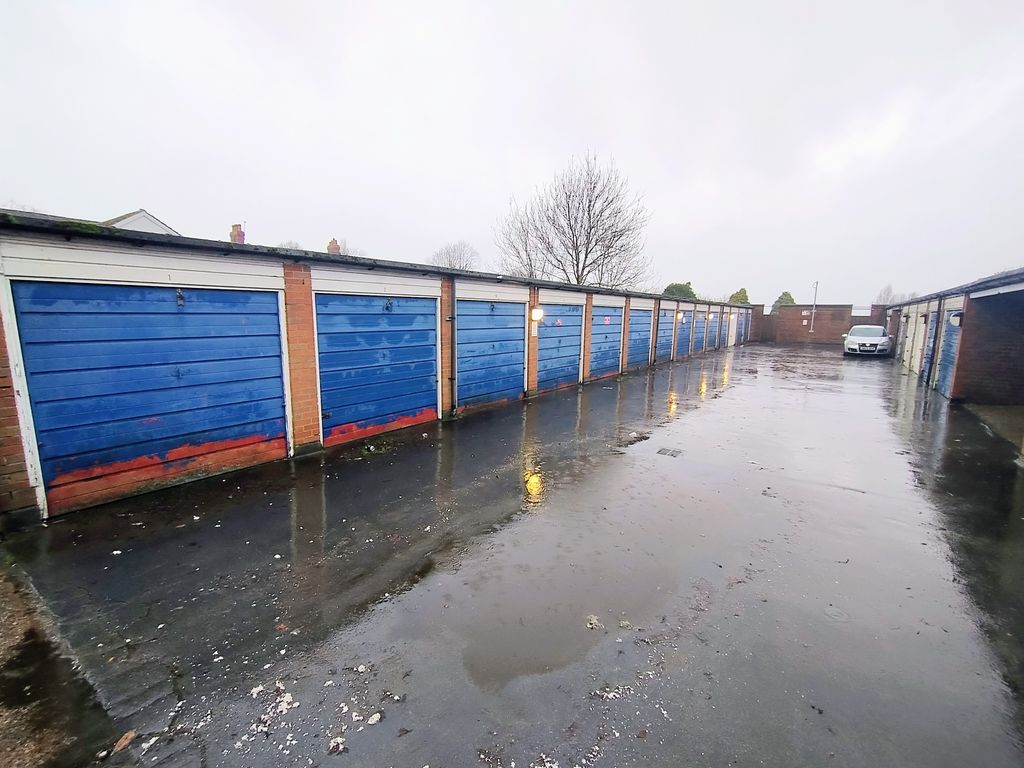 Property photo 1 of 4