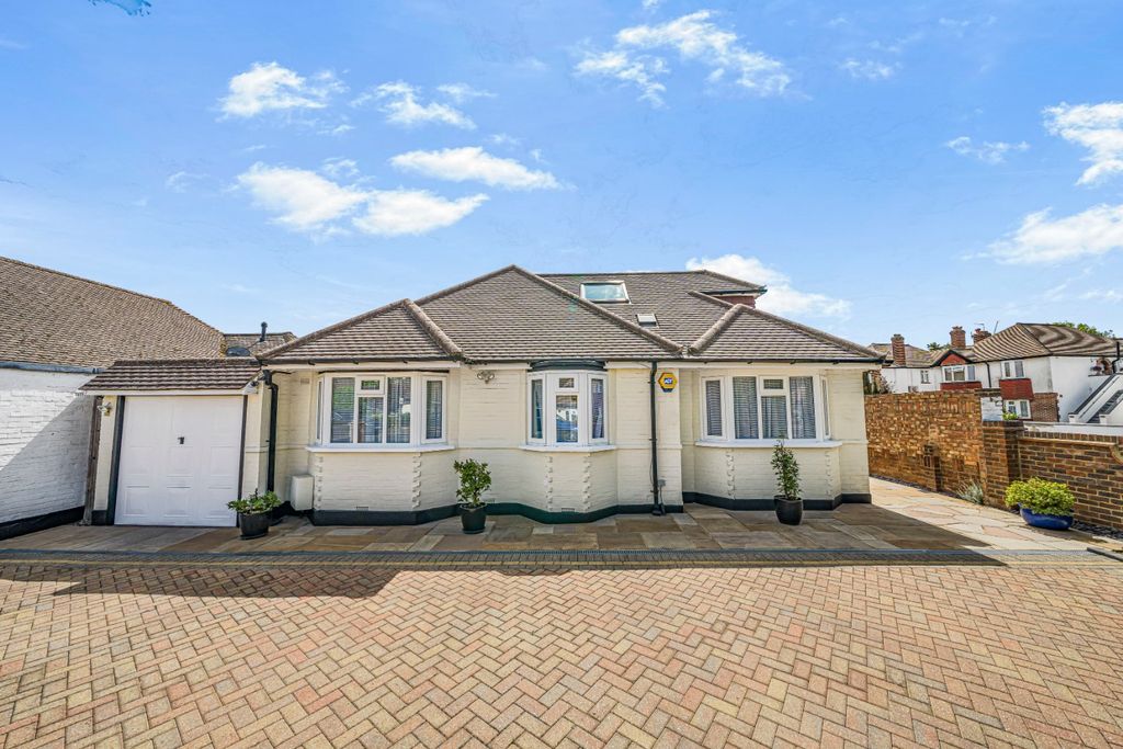 Property photo 1 of 26 343391