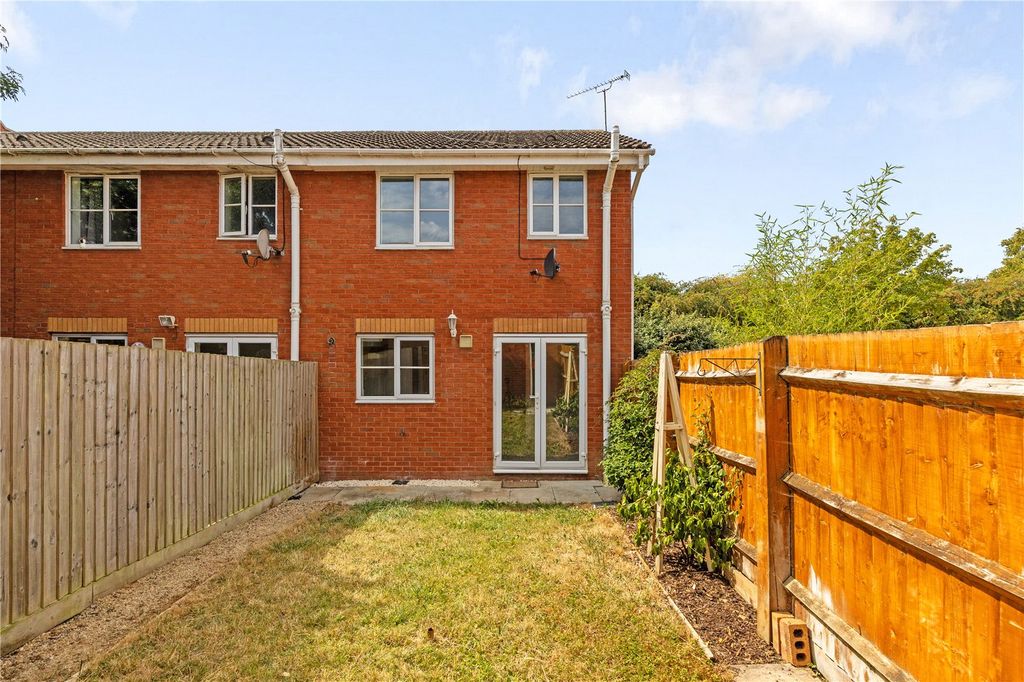 Property photo 2 of 17 Picture No. 05