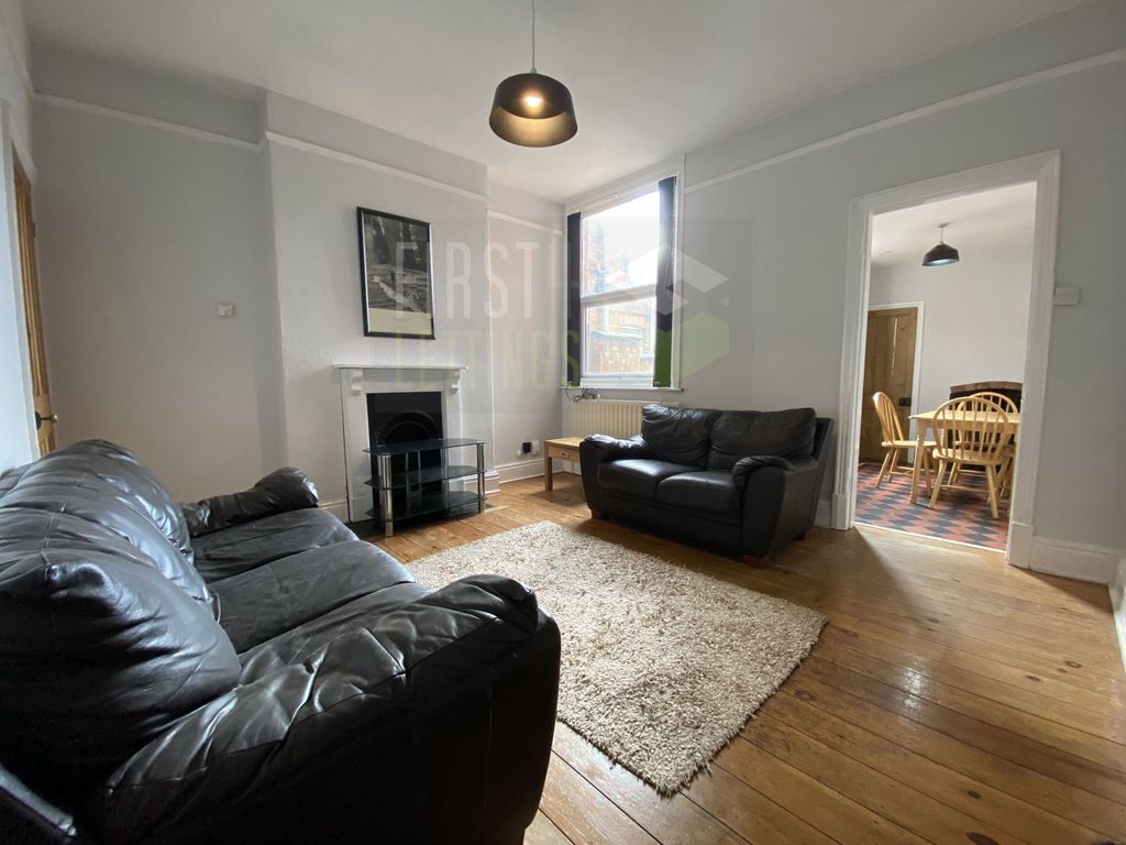 Property photo 1 of 11 Photo 16