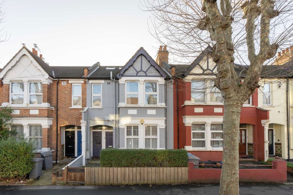 Property photo 1 of 10