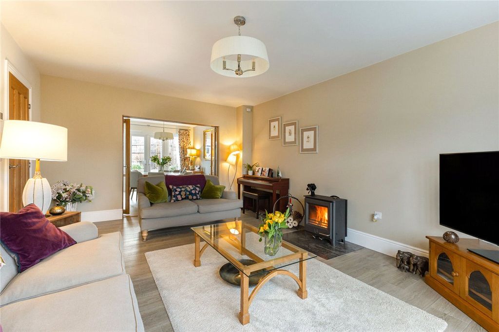 Property photo 2 of 23 Picture No. 05