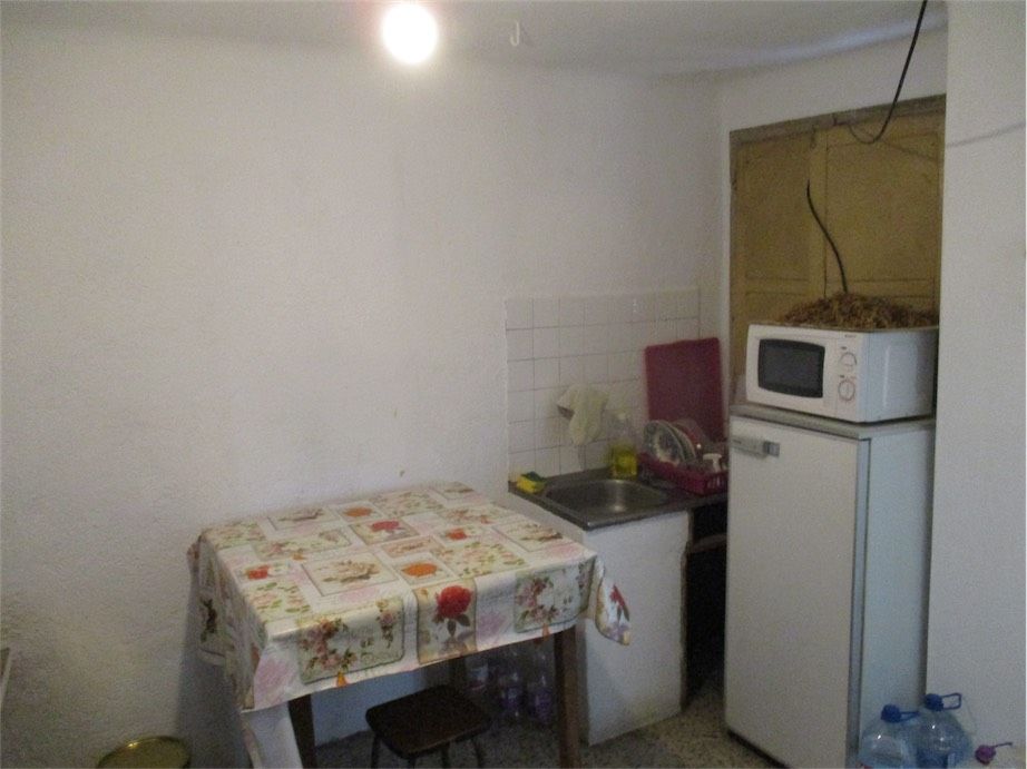 Property photo 2 of 37