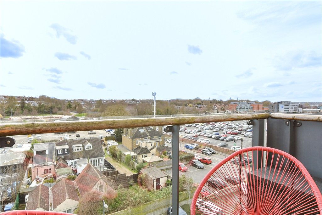 Property photo 1 of 8 Balcony