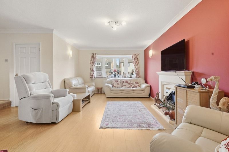 Property photo 2 of 20 4680591