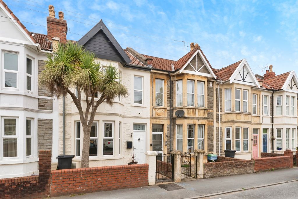 Property photo 1 of 17