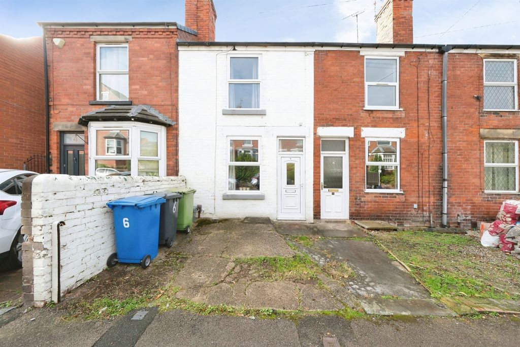 Property photo 1 of 17