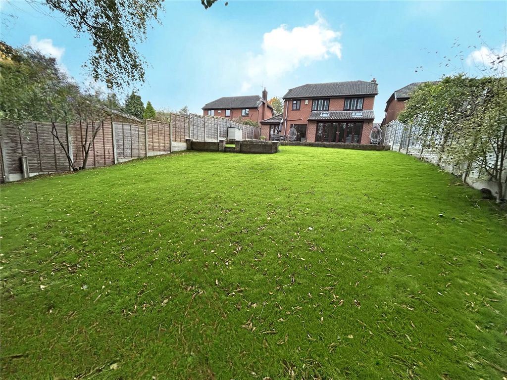 Property photo 2 of 25 Picture No. 28