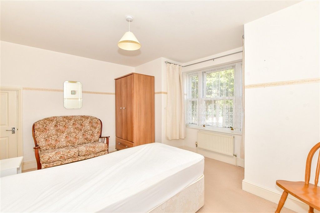 Property photo 3 of 12 Bedroom