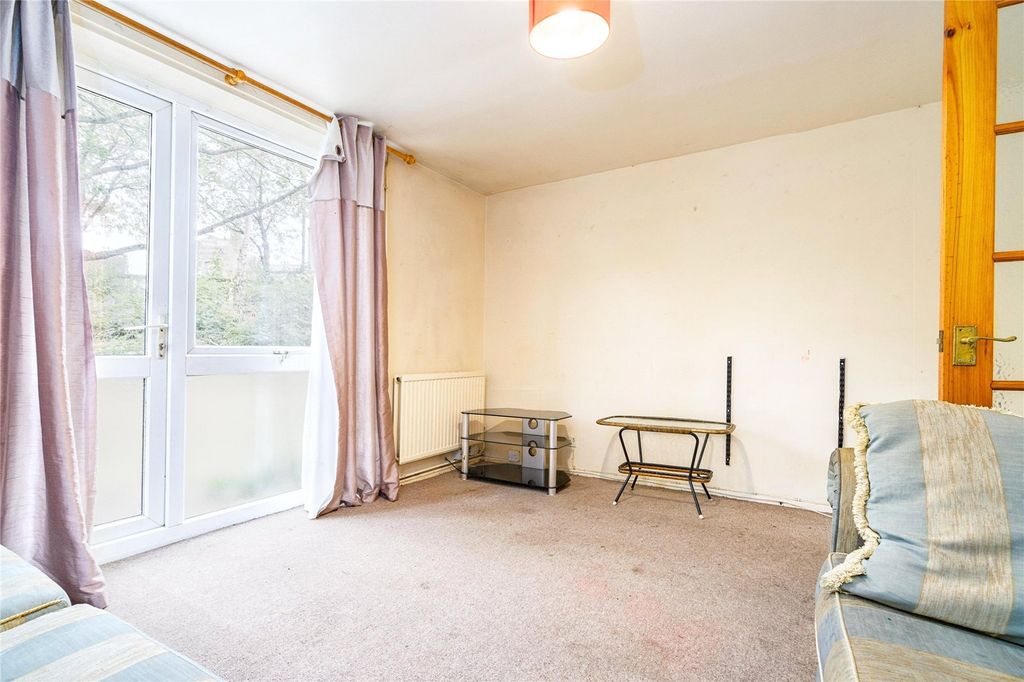 Property photo 3 of 12 Picture No. 08