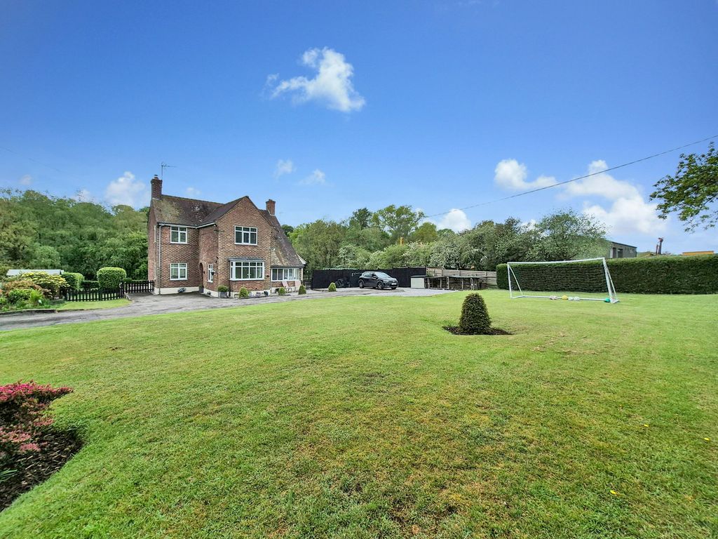 Property photo 1 of 26
