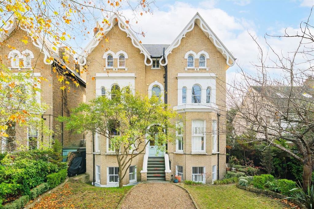 Property photo 1 of 9