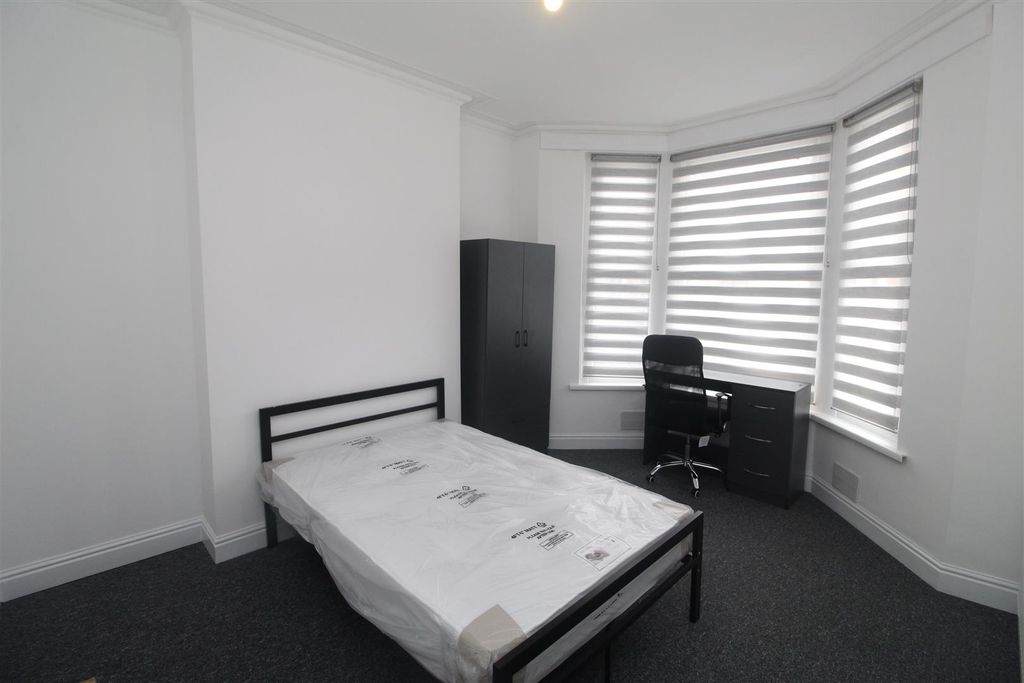 Property photo 3 of 19 Img_3405.Jpg