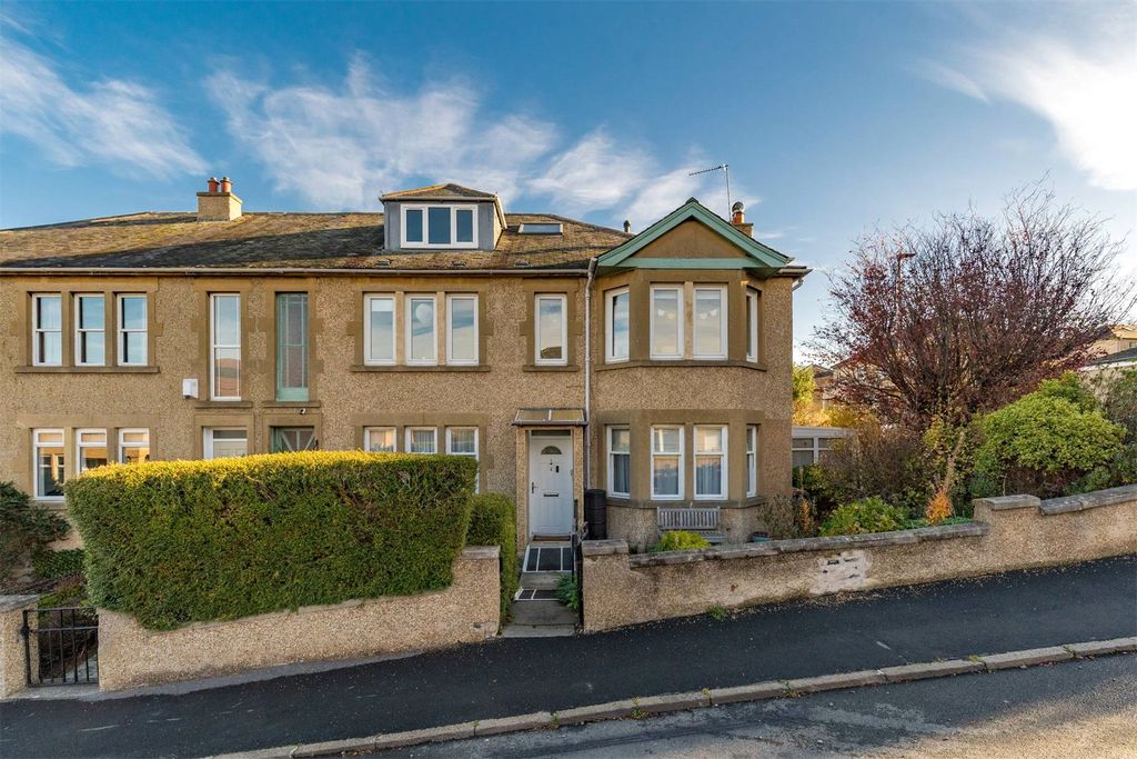 Property photo 1 of 20 Picture No. 10