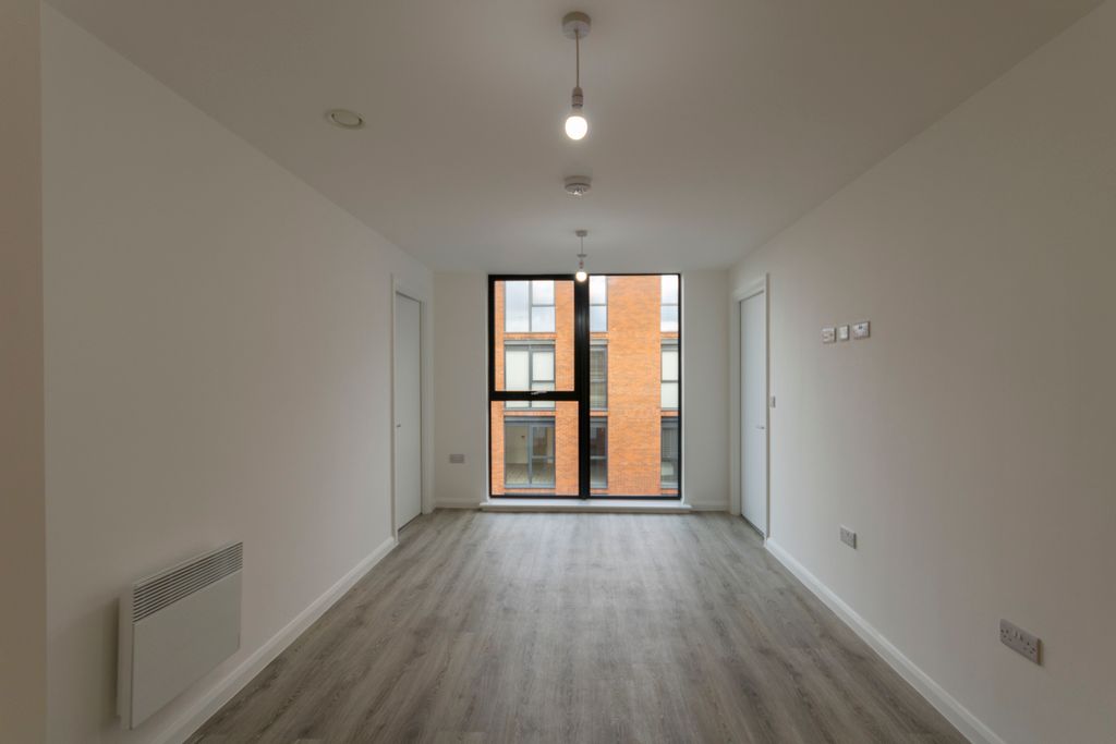 Property photo 3 of 11 Img_1745_1