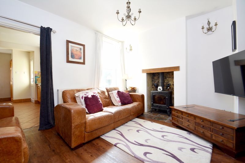 Property photo 2 of 11 Photo 10