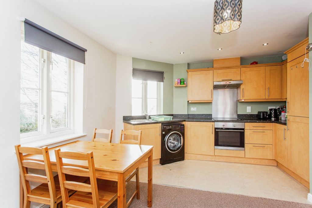 Property photo 3 of 16 Kitchen/Diner Area