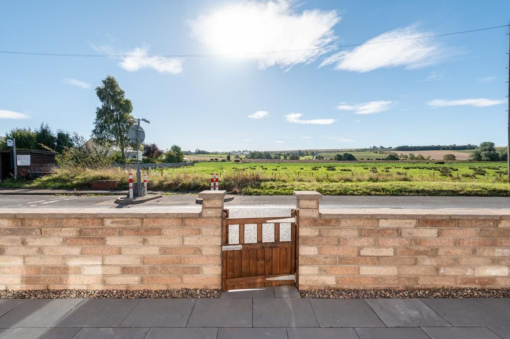 Property photo 2 of 21 Cup1413Seg View To Front Again.Jpg