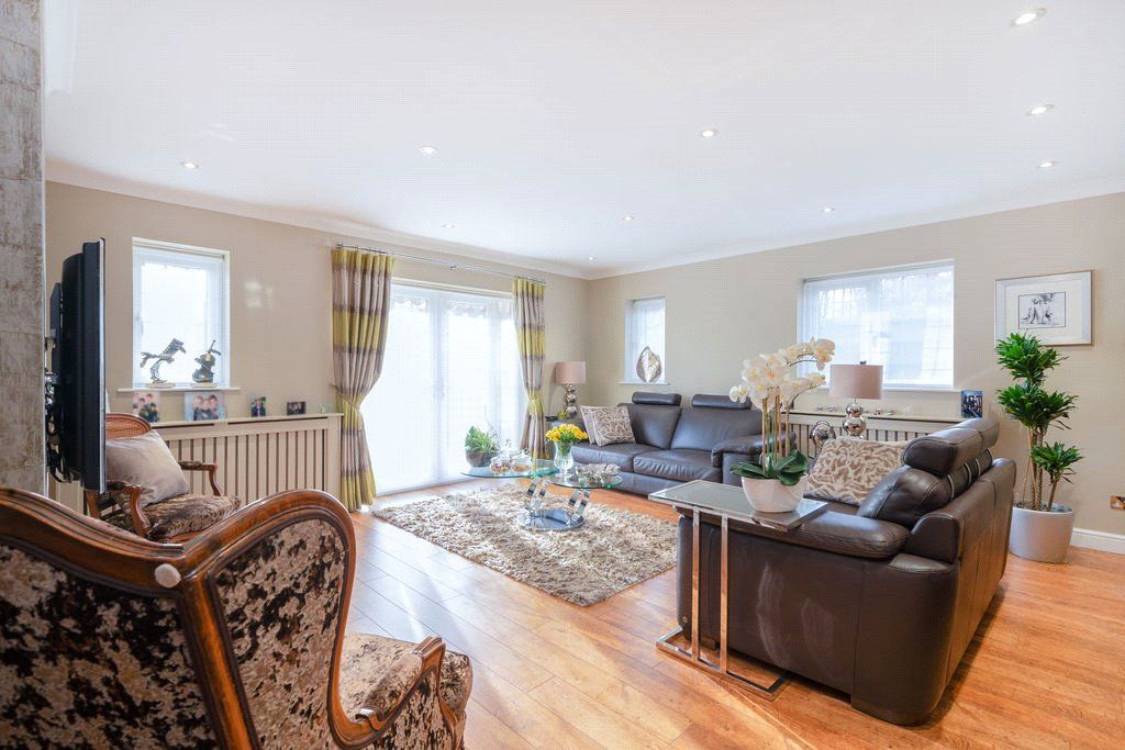 Property photo 3 of 17 Picture No. 08