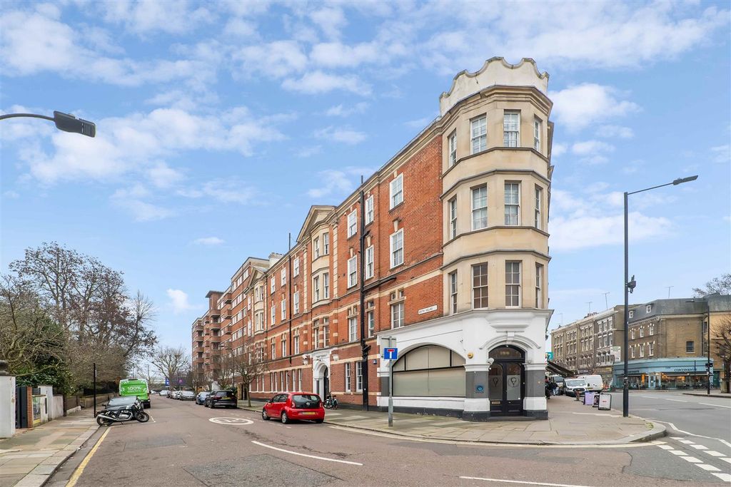 Property photo 1 of 8