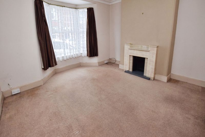 Property photo 2 of 8 Photo 13