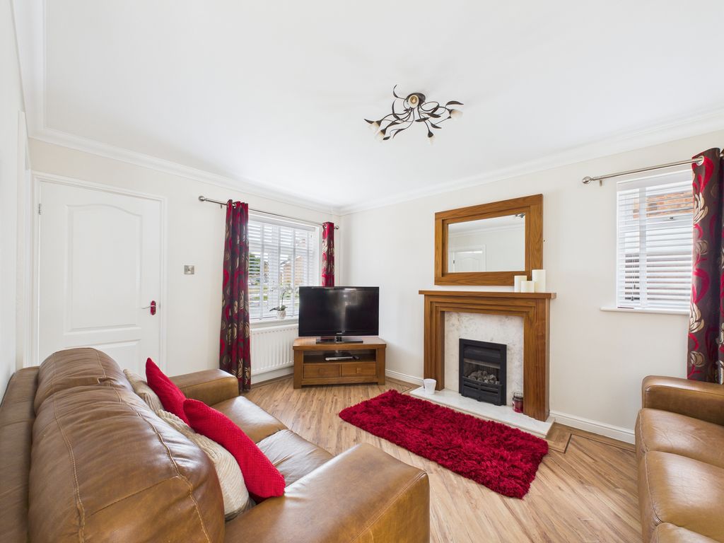 Property photo 3 of 34