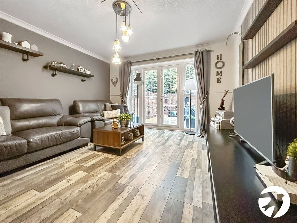 Property photo 3 of 14 Picture 3