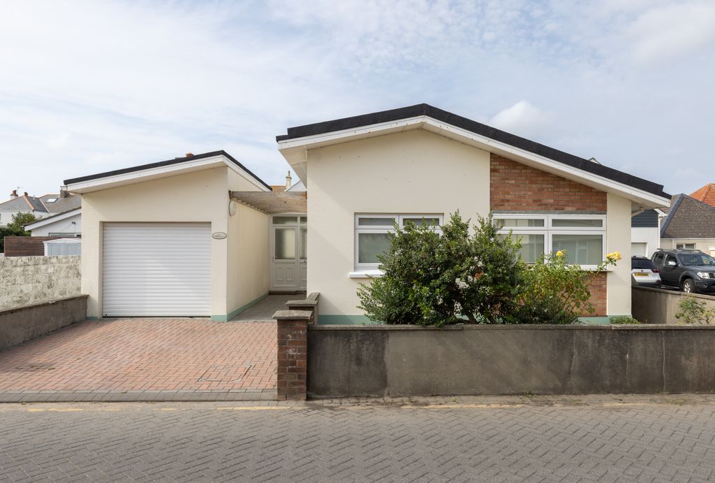 Property photo 1 of 20