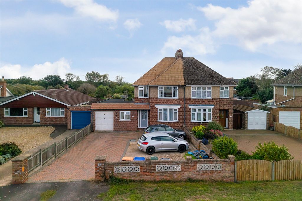 Property photo 1 of 22 Picture No. 02