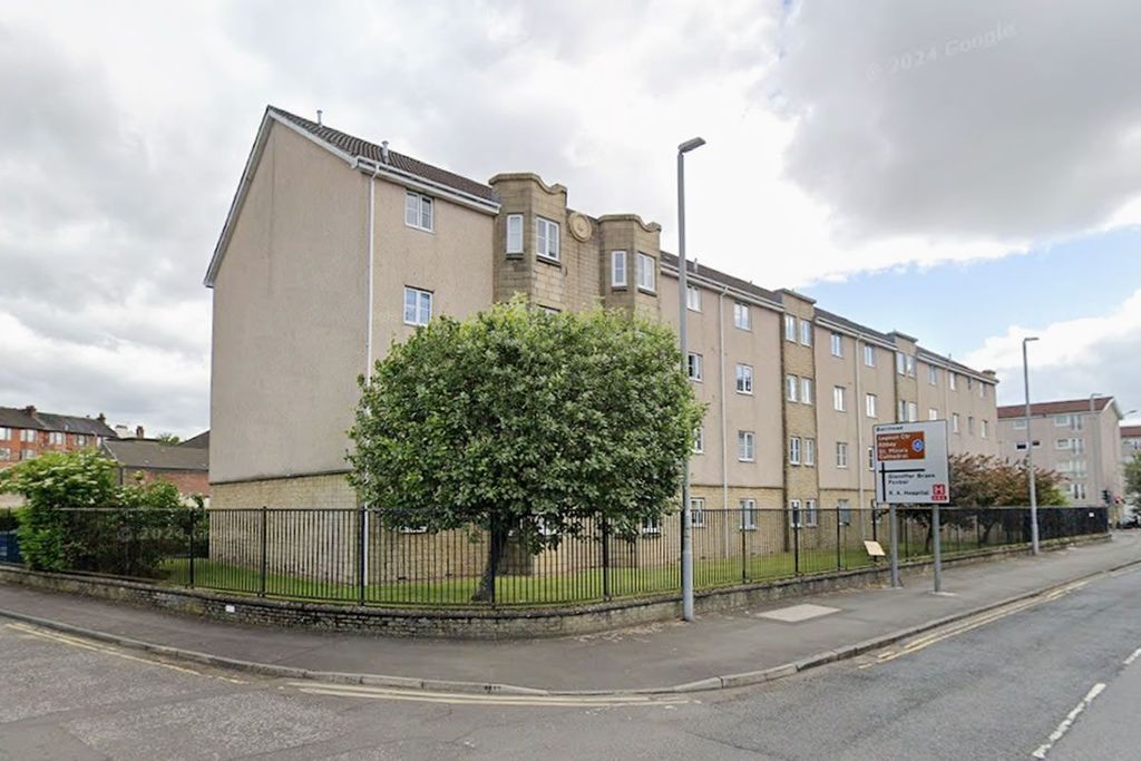 Property photo 1 of 4