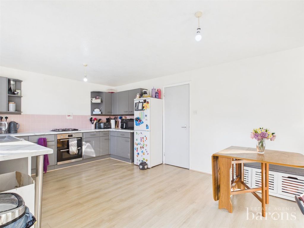 Property photo 3 of 20 Cam05500G0-Pr0113-Still003.Jpg